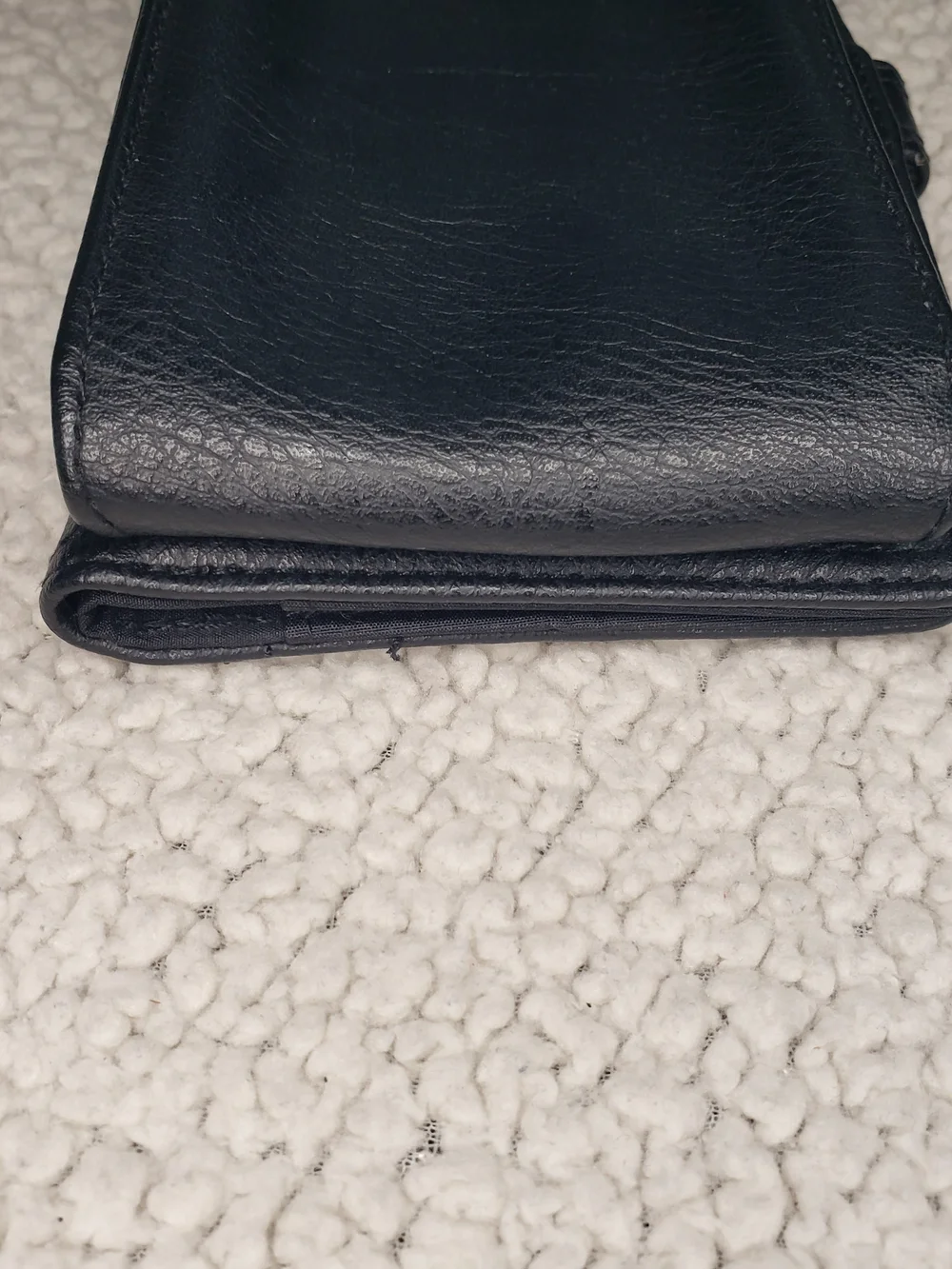 TIME & TRU Black Crossbody Phone Wallet with Strap | Small